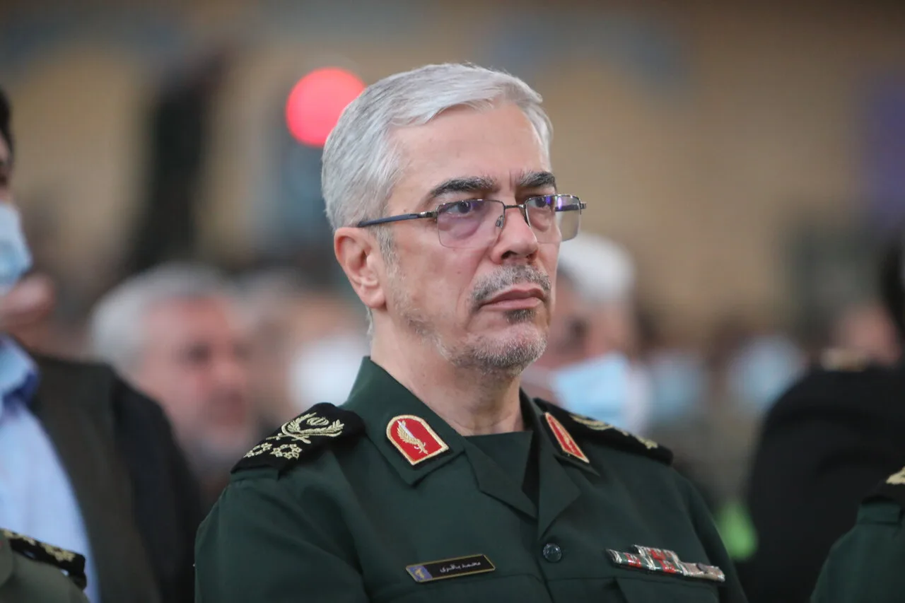 سرلشکر باقری: پژوهش متقن در خصوص دفاع مقدس، مانع تحریف واقعیتهای ارزشمند آن خواهد بود
