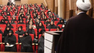 امام جمعه رباط کریم: روضه‌های خانگی پایگاه‌های بصیرت‌افزایی جامعه است