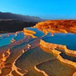 فضاهای گردشگری سنتی اداره می شود