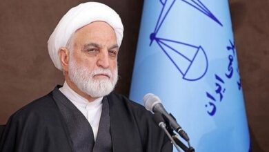 انقلاب اسلامی ایران از شعارها و اهداف خود انحراف نداشته است