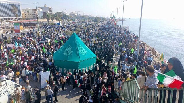 حضور باشکوه مردم سراسر کشور در راهپیمایی ۲۲بهمن