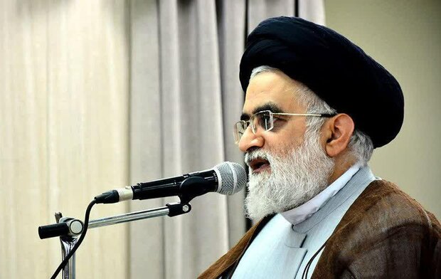 امام صادق(ع) یک عقل‌گرایی معتدلی را به امت اسلامی معرفی کرد