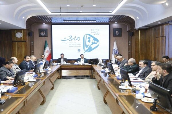 محمدی: امور مالی تأمیناجتماعی را به نهادهای پولی واگذار میکنیم